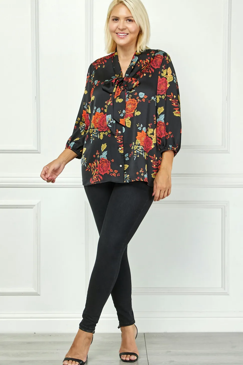 3/4 Cuff Sleeve Tie Neck Button Blouse in Black - Plus