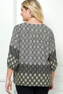 3/4 Elastic Sleeve Cutout Trim Front Neck Border Print Blouse in Black - Plus
