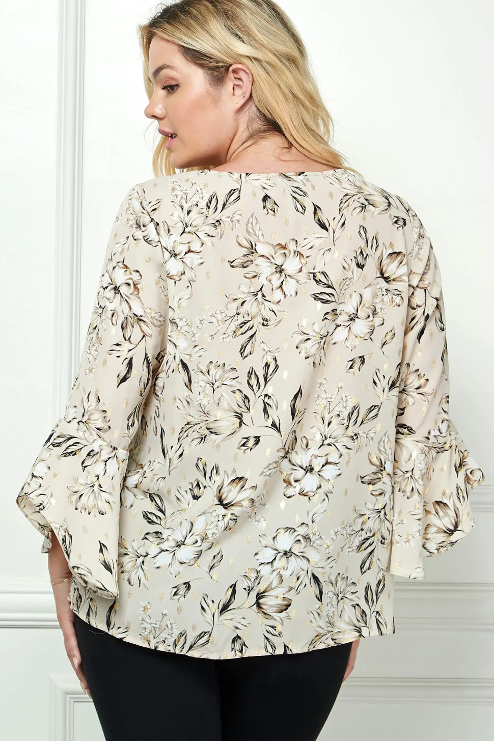 3/4 Ruffle Sleeve V-Neck Dash Foil Print Blouse in Beige - Plus
