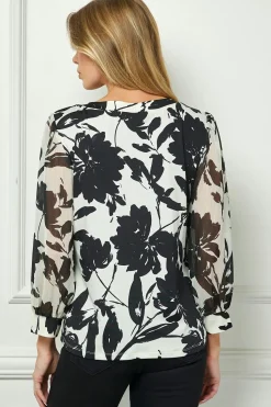 3/4 Sleeve Cutout Trim Mix Media Blouse in Ivory