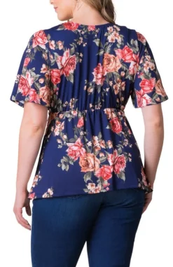 Abby Twist Front Top - Plus