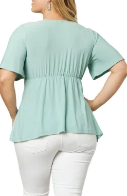 Abby Twist Front Top - Plus