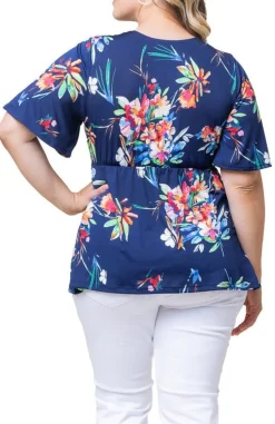 Abby Twist Front Top - Plus