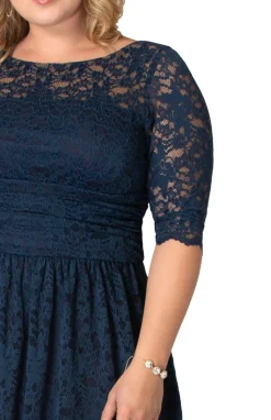 Luna Lace Dress - Plus