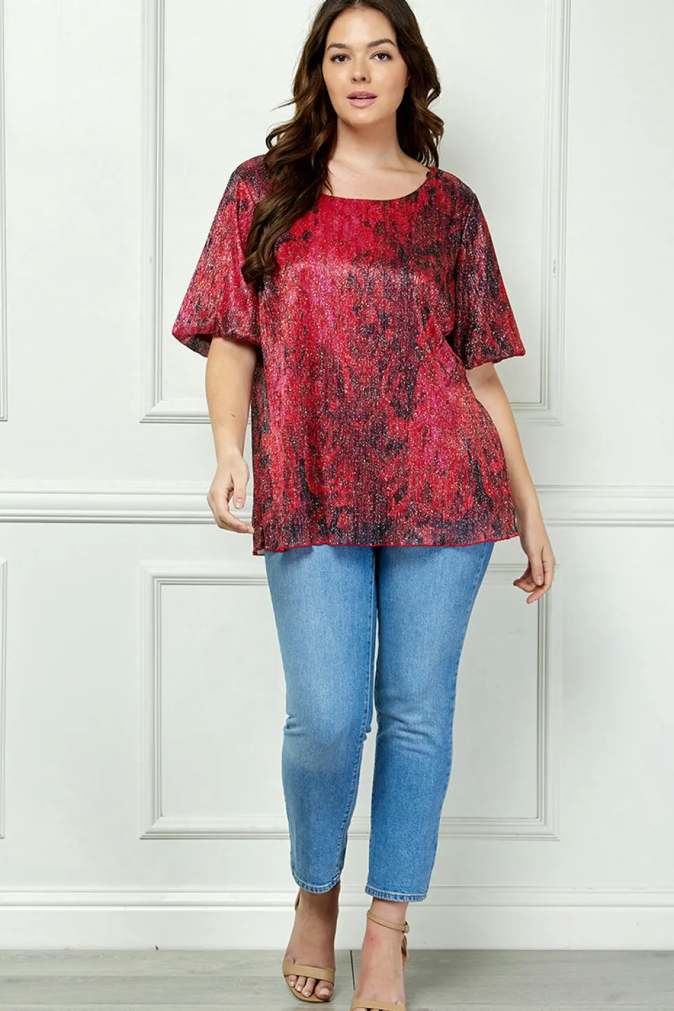 Short Puff Sleeve Scoop Neck Keyhole Back Blouse in Burgundy - Plus